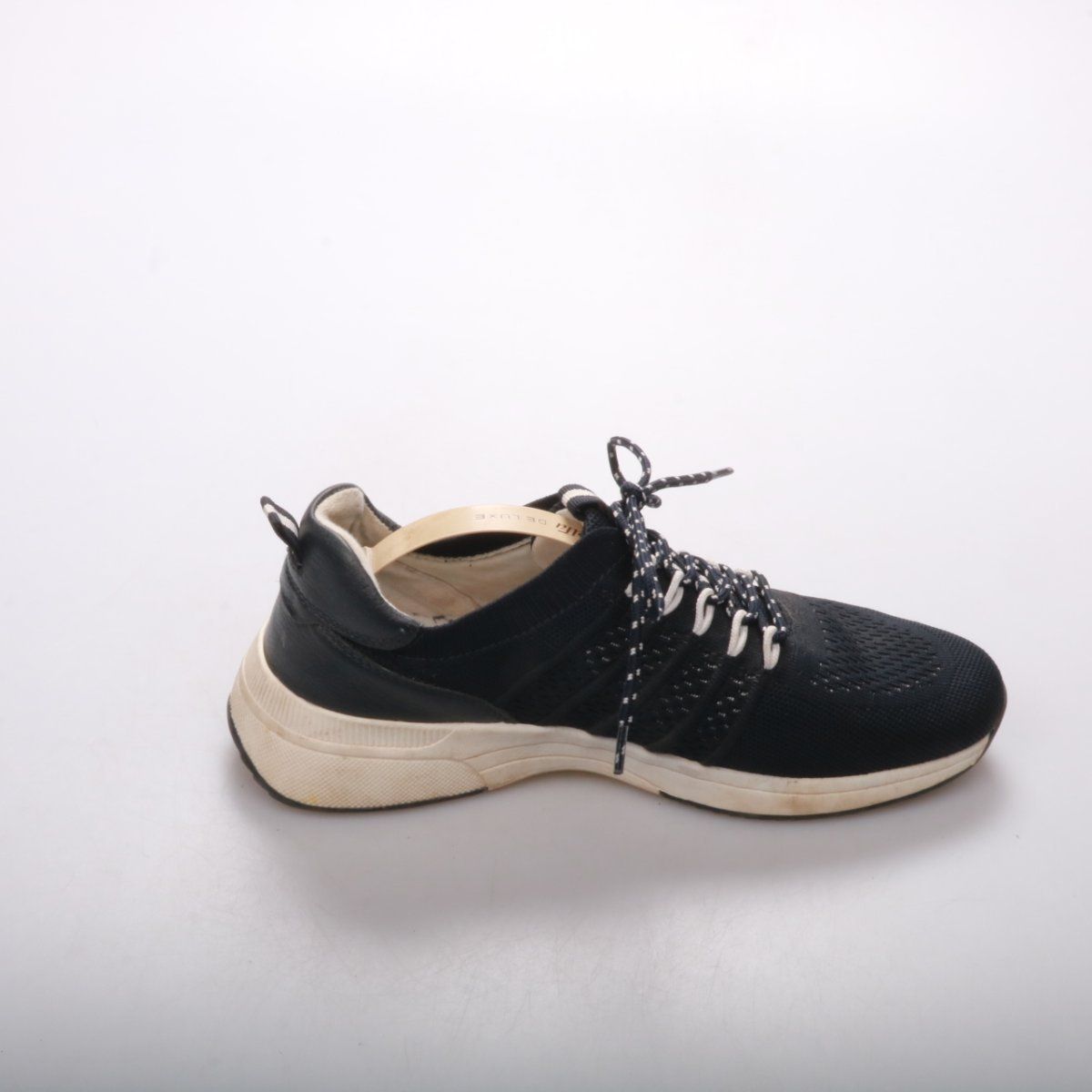 кроссовки Medicus