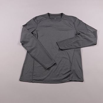 футболка не указано