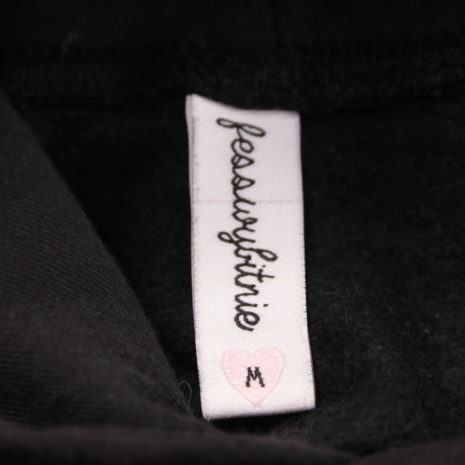 толстовка Lesswygirlie
